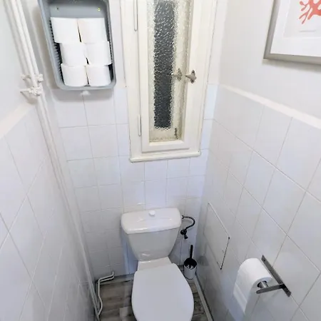Flat In Zizkov -204- Appartement