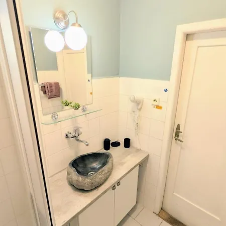 Flat In Zizkov -204- Daire Prag