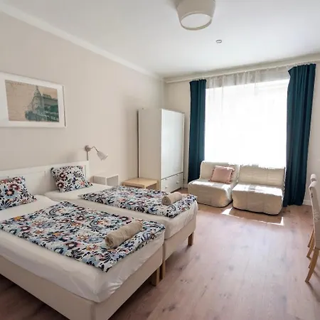 Flat In Zizkov -204- Apartament *